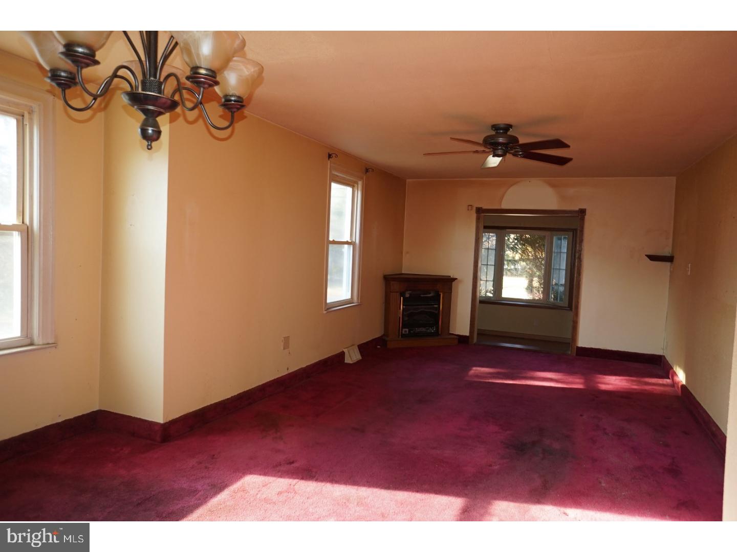 631 Good Intent Road Blackwood, NJ 08012 - Photo 4 of 15