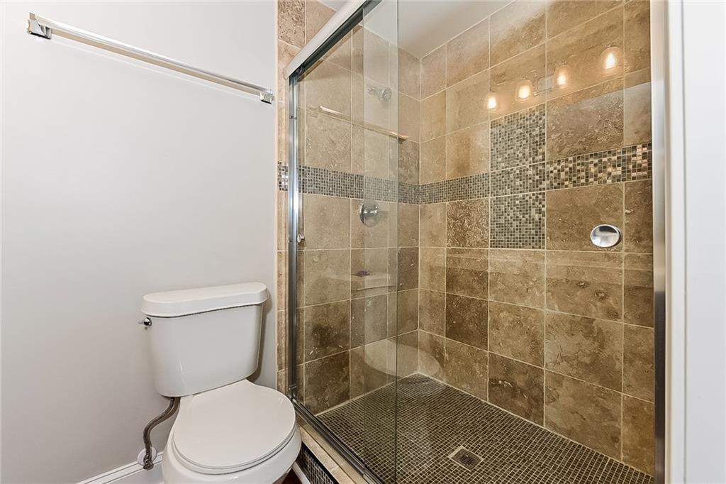 1868 Longdale Drive Decatur, GA 30032 - Photo 11 of 17