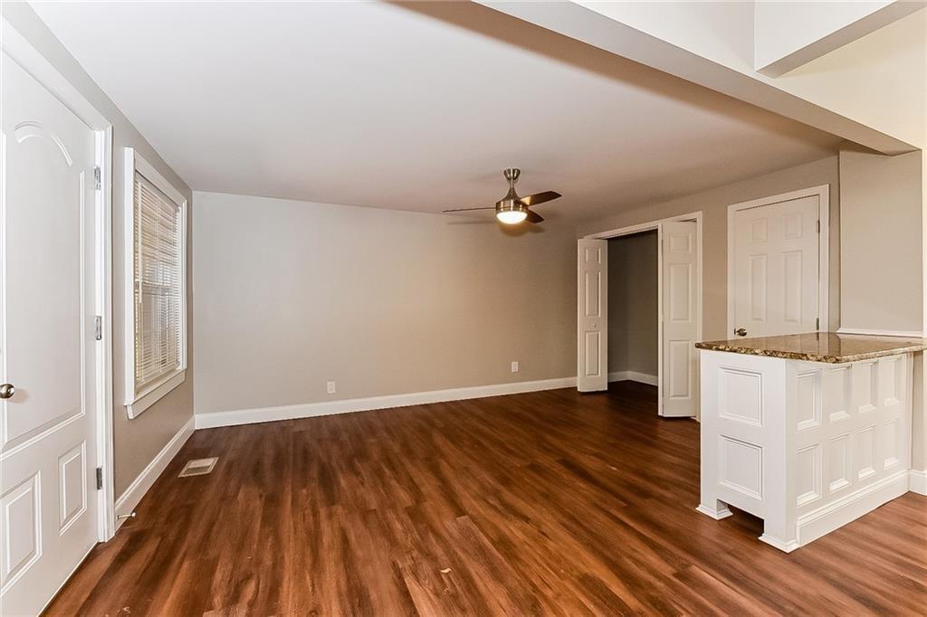1868 Longdale Drive Decatur, GA 30032 - Photo 3 of 17