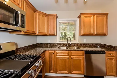 $285,000 | 1868 Longdale Drive, Decatur, GA 30032