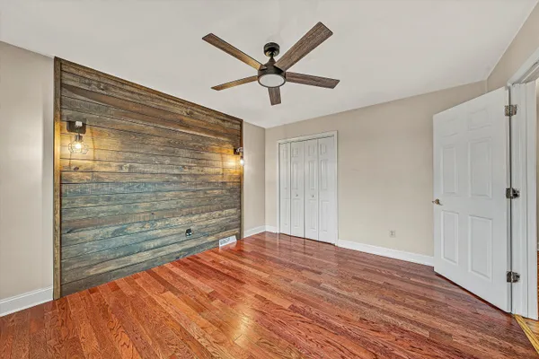 $259,950 | 5050 Stewartsville Road, Moneta, VA 24121