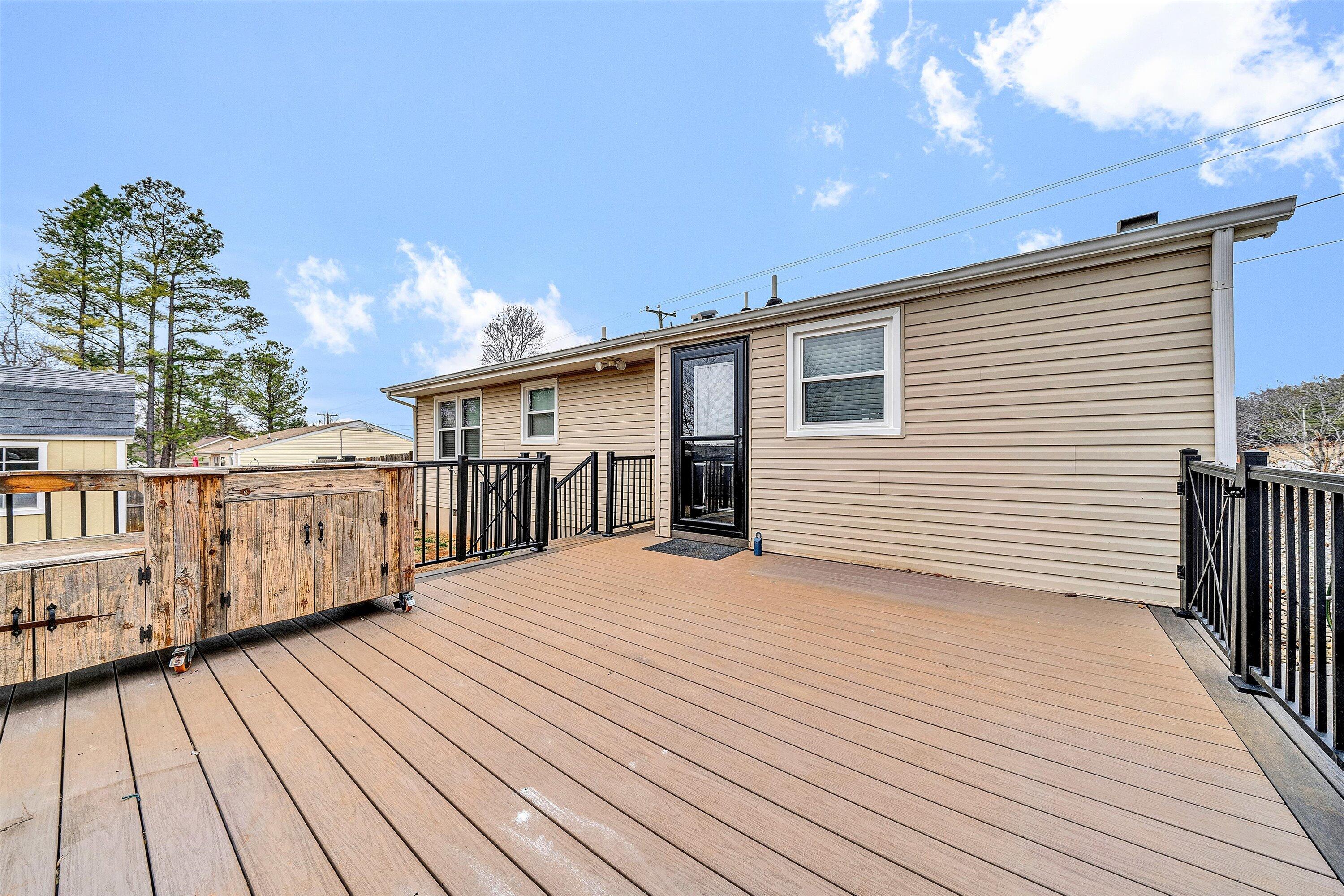 5050 Stewartsville Road Moneta, VA 24121 - Photo 28 of 31 28-SGP-00019