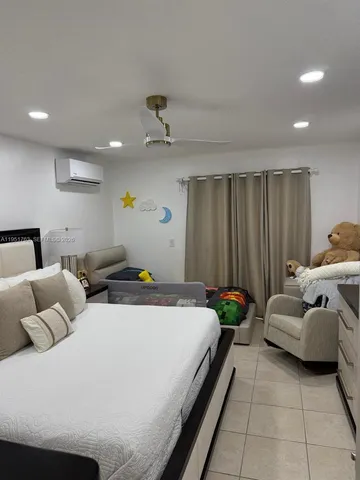 $2,500 | 1041 Southwest 111th Avenue, Pembroke Pines, FL 33025