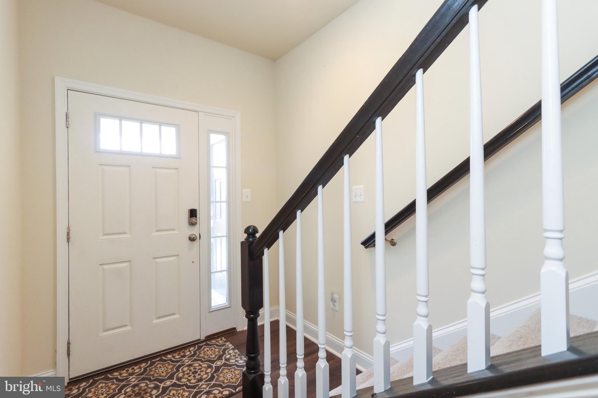 7146 Proclamation Place Frederick, MD 21703 - Photo 5 of 54 FOYER