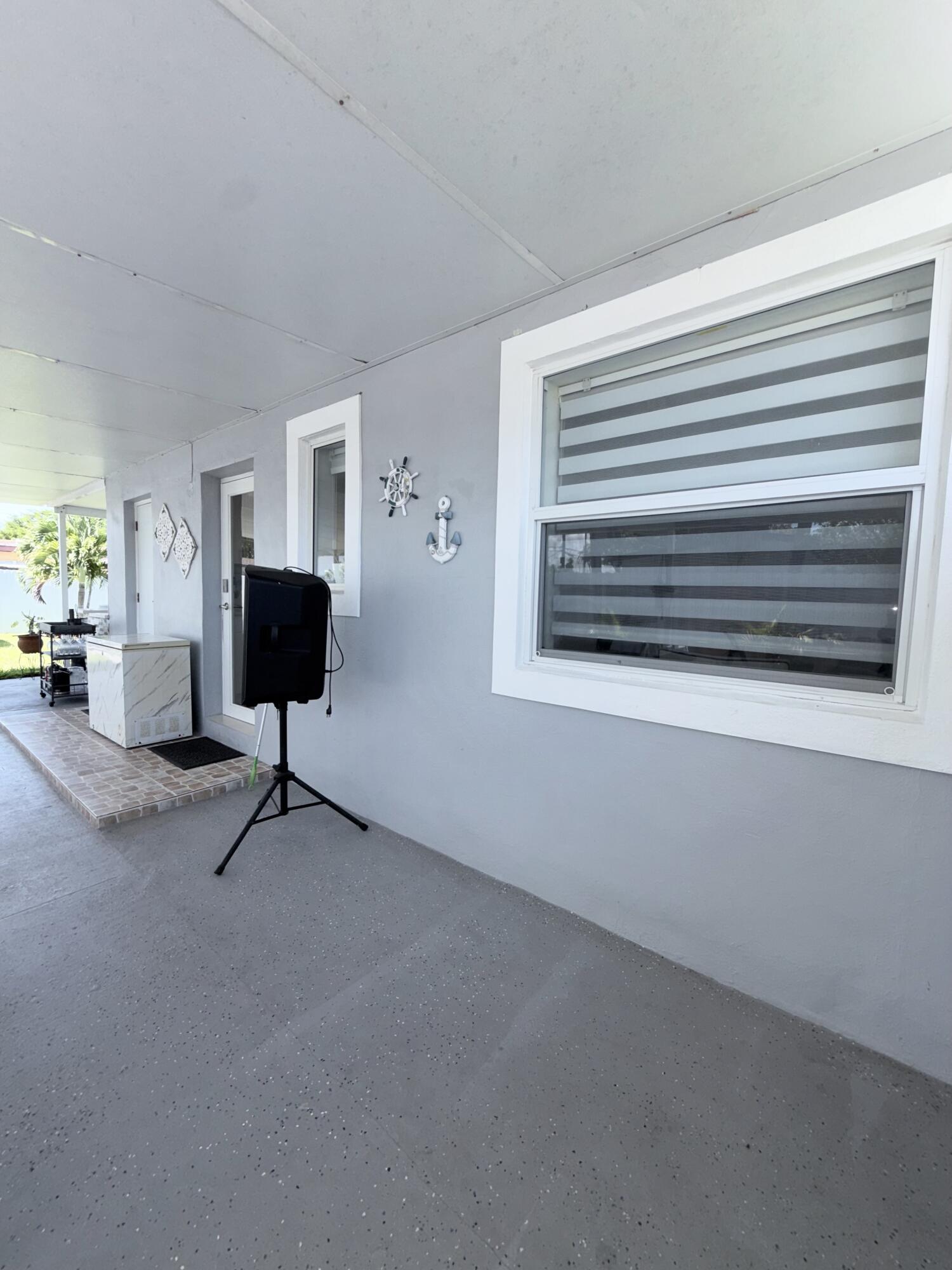 9235 Southwest 41st Street Miami, FL 33165 - Photo 59 of 63 IMG_7993