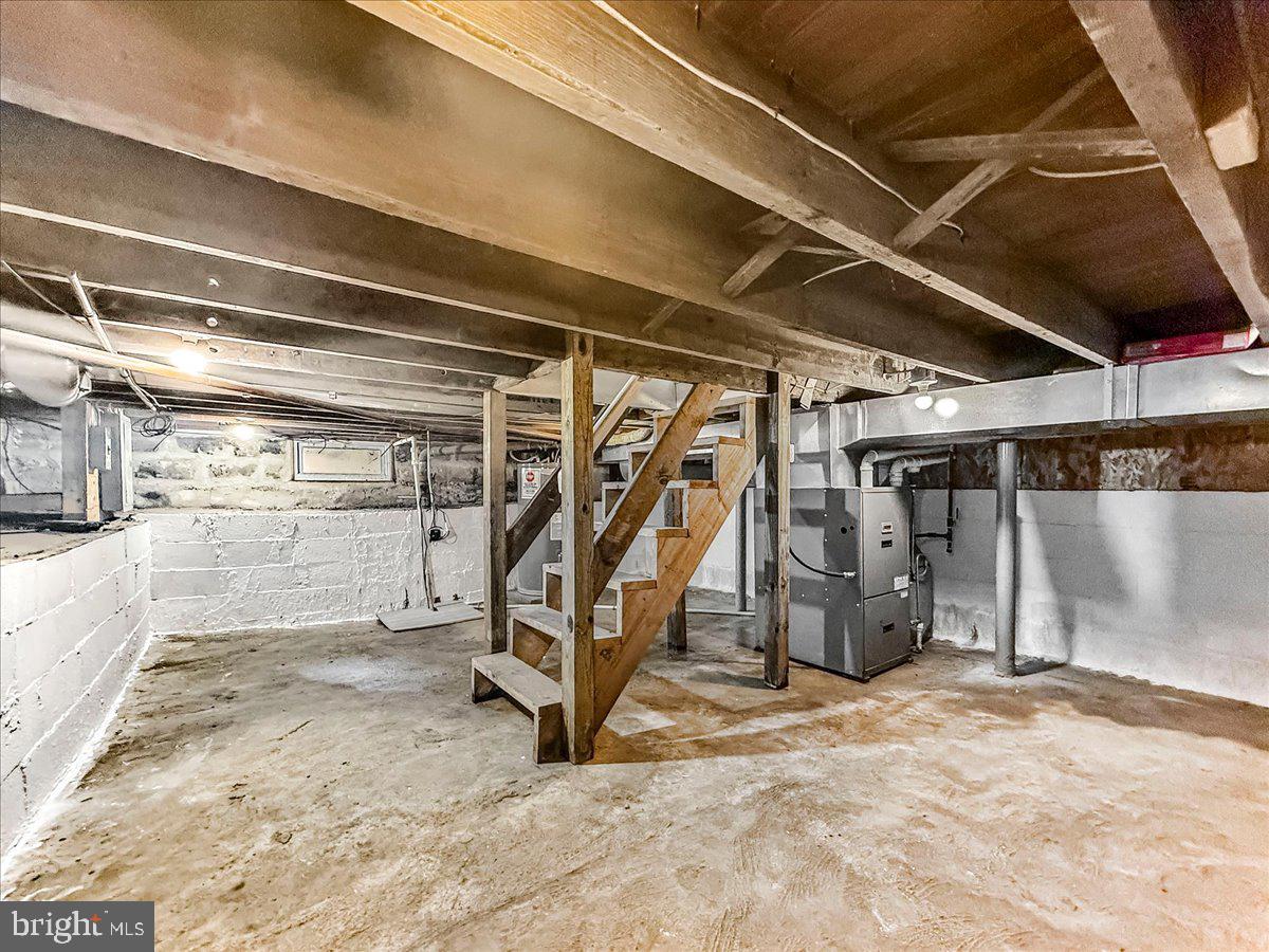 1242 Chestnut Street Marcus Hook, PA 19061 - Photo 26 of 32