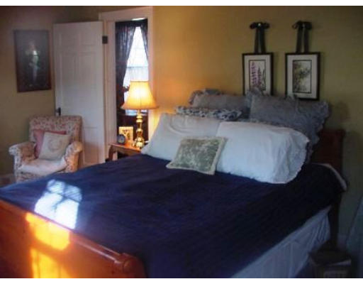 69 Fairbanks Road Milton, MA 02186 - Photo 11 of 11 Gallery Image 11