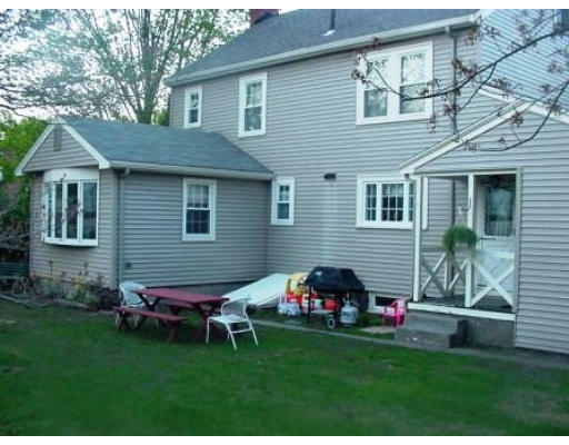 69 Fairbanks Road Milton, MA 02186 - Photo 3 of 11 Gallery Image 3