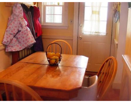 69 Fairbanks Road Milton, MA 02186 - Photo 6 of 11 Gallery Image 6