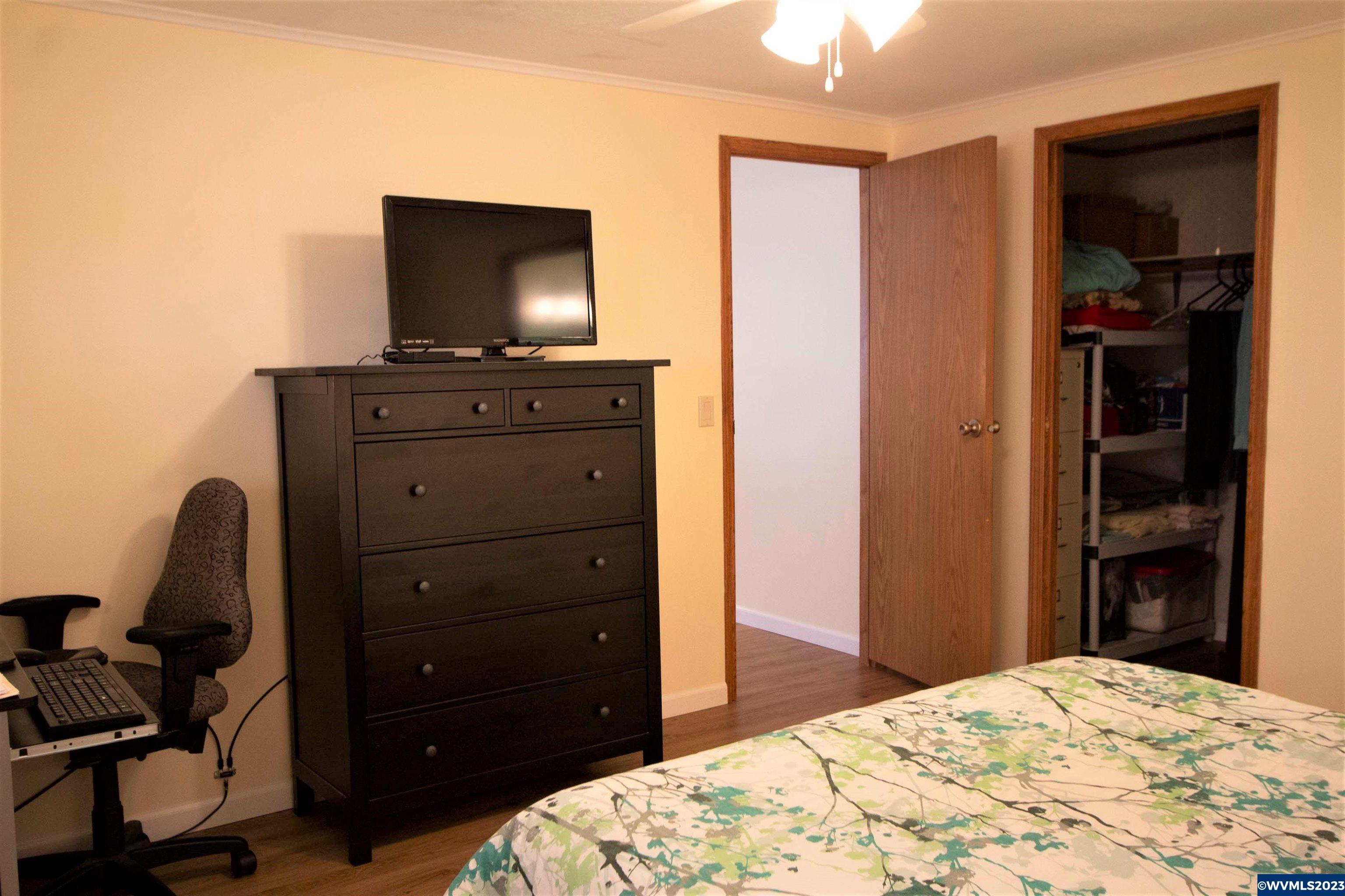 33125 White Oak Road, Unit 8 Corvallis, OR 97333 - Photo 13 of 23 Gallery Image 13