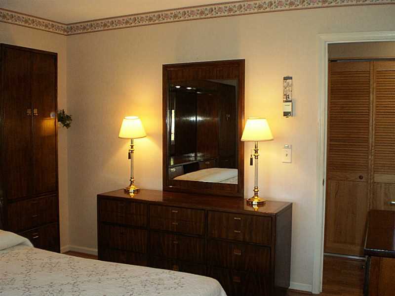 41 Fox Ridge Crescent, Unit 41 Warwick, RI 02886 - Photo 20 of 24 Master Bedroom.