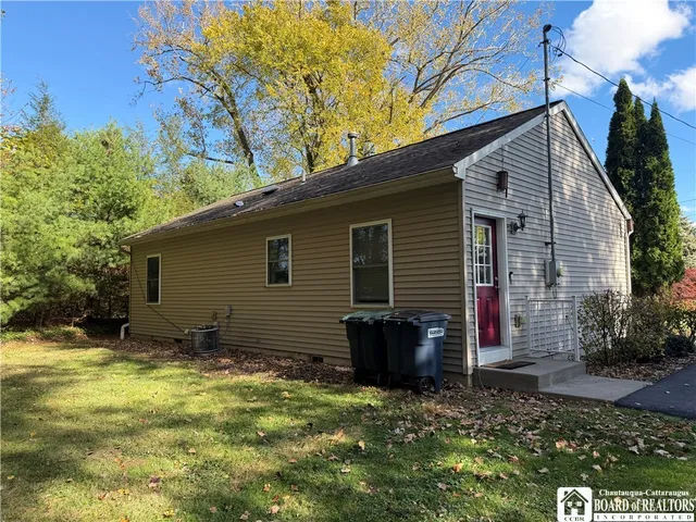 $159,900 | 18 Middlesex Drive, Pomfret, NY 14063