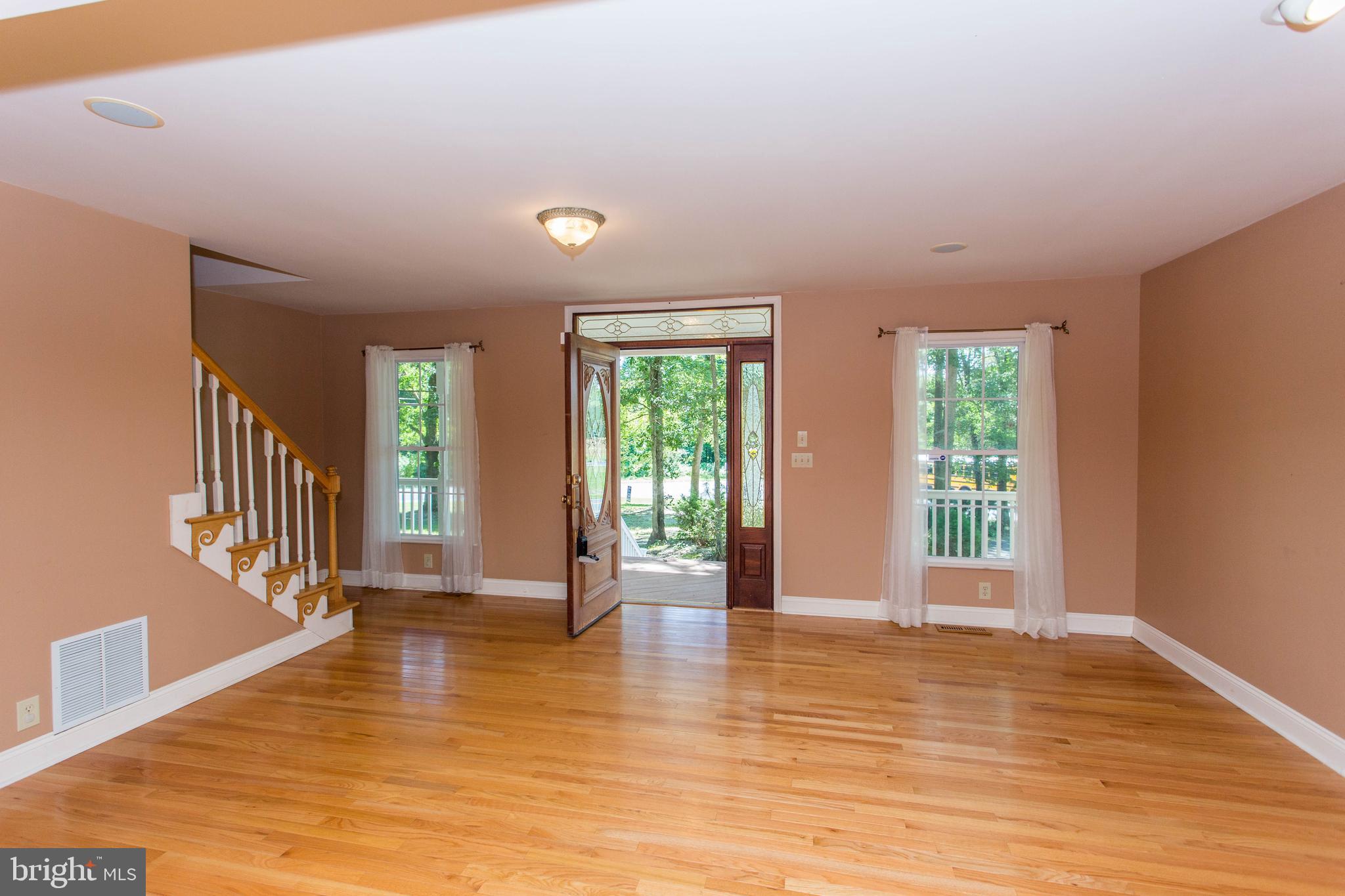 22175 Wilson Road Georgetown, DE 19947 - Photo 6 of 38 Front entry and formal living room