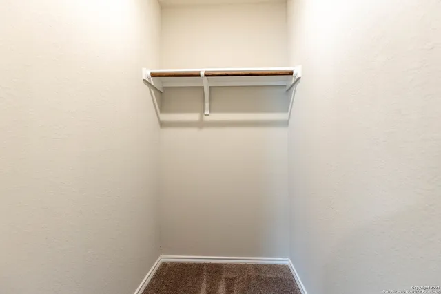 a view of utility room