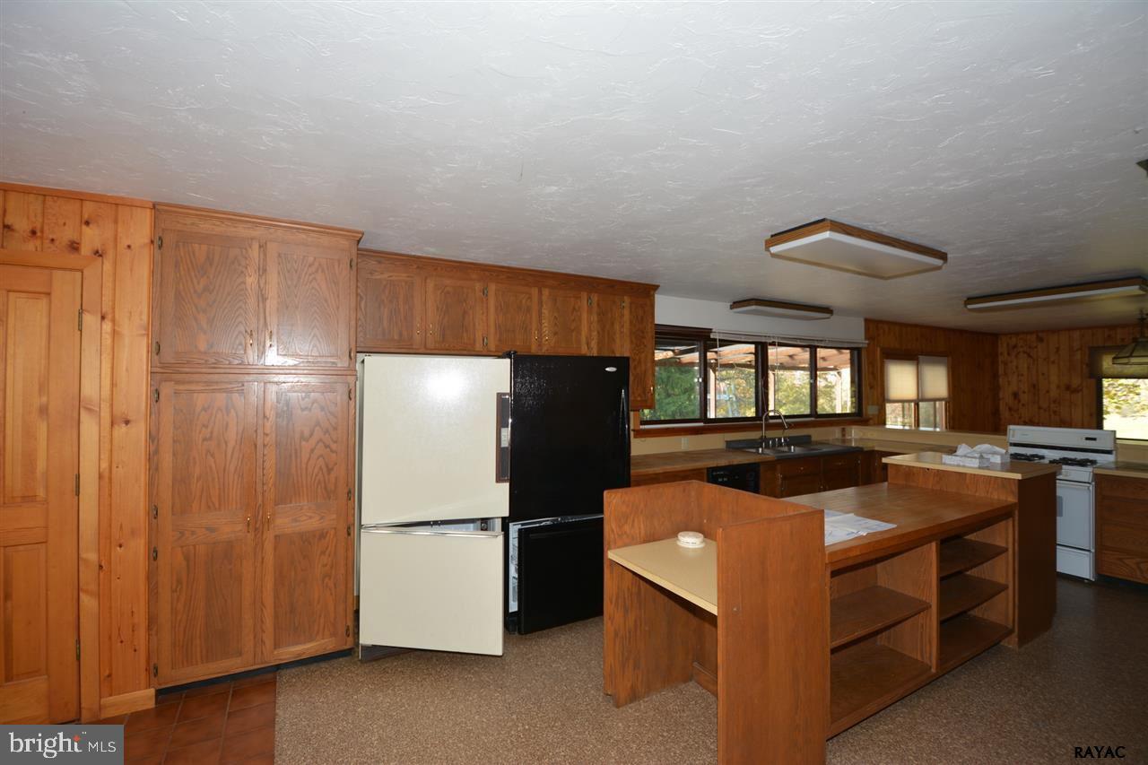 744 Guernsey Road Aspers, PA 17304 - Photo 14 of 32