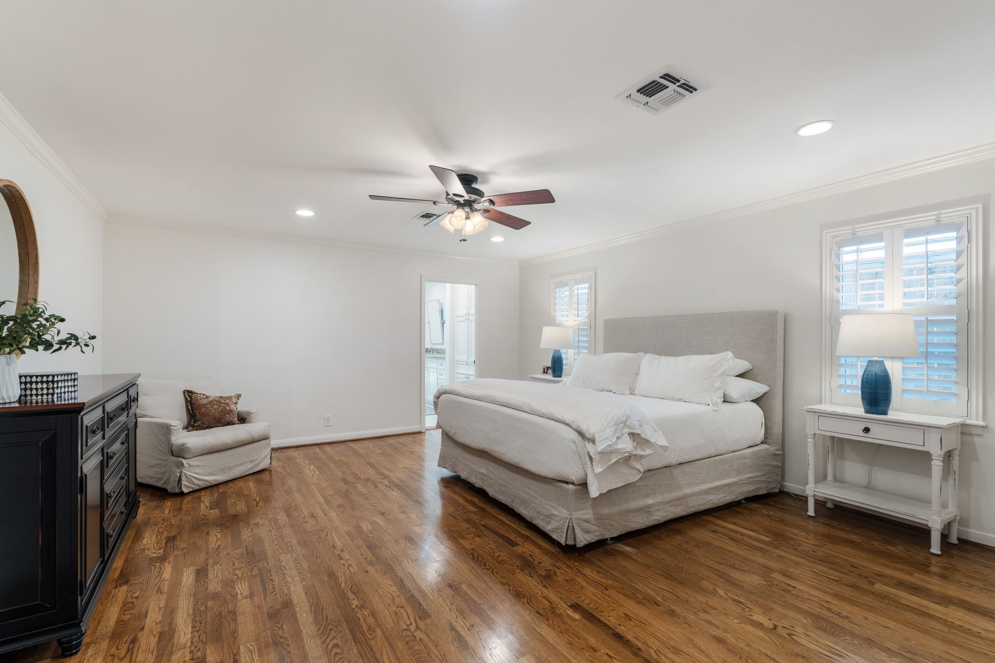 6162 Meadow Lake Lane Houston, TX 77057 - Photo 20 of 31