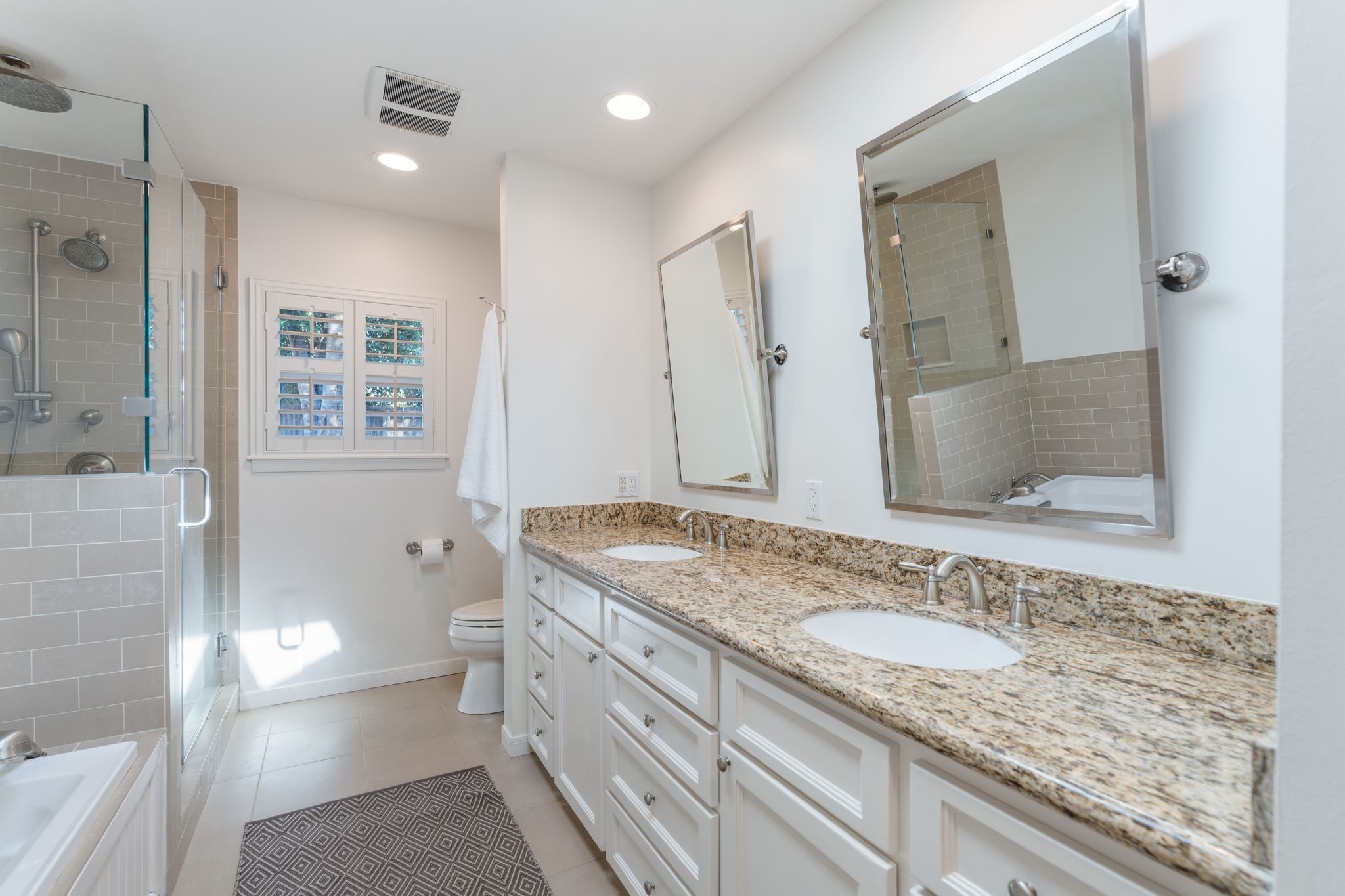 6162 Meadow Lake Lane Houston, TX 77057 - Photo 23 of 31