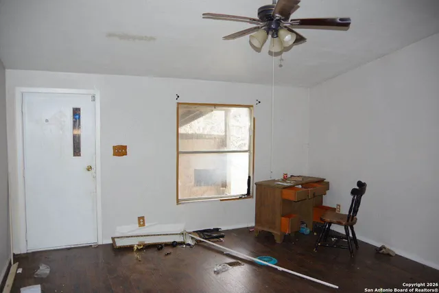 a view of workspace with windows