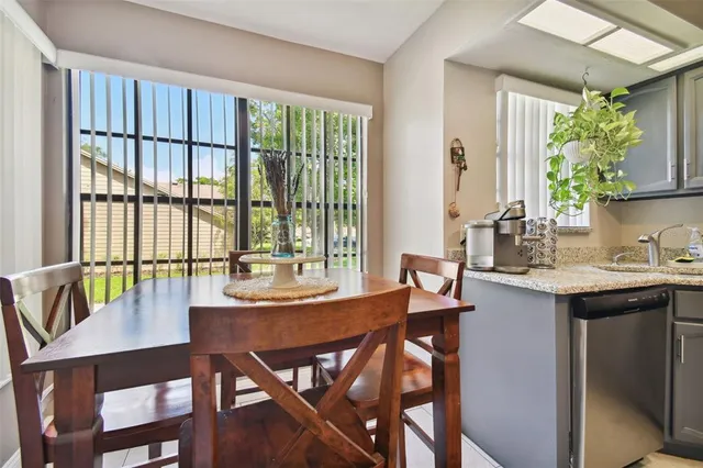 $219,999 | 2608 Bentley Drive, Palm Harbor, FL 34684