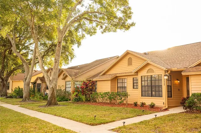 $219,999 | 2608 Bentley Drive, Palm Harbor, FL 34684