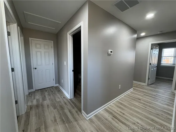 $2,110 | 2020 Greentree North, Clarksville, IN 47129