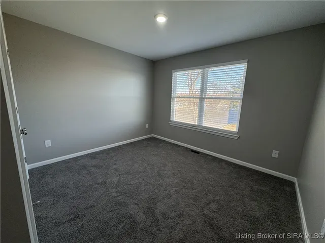 $2,110 | 2020 Greentree North, Clarksville, IN 47129