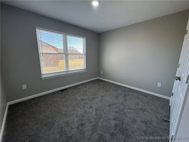 $2,110 | 2020 Greentree North, Clarksville, IN 47129