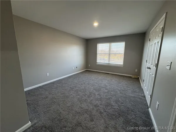 $2,110 | 2020 Greentree North, Clarksville, IN 47129