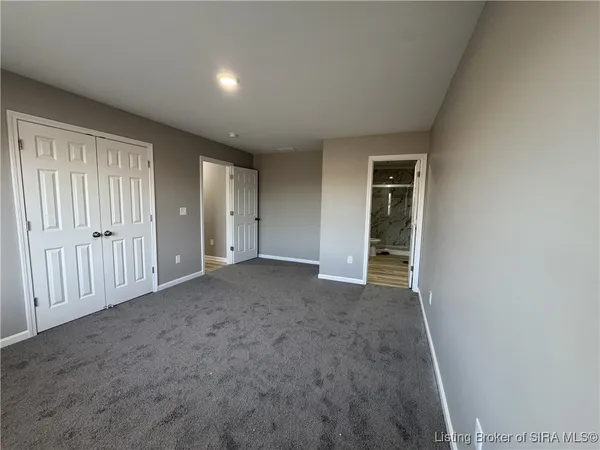 $2,110 | 2020 Greentree North, Clarksville, IN 47129