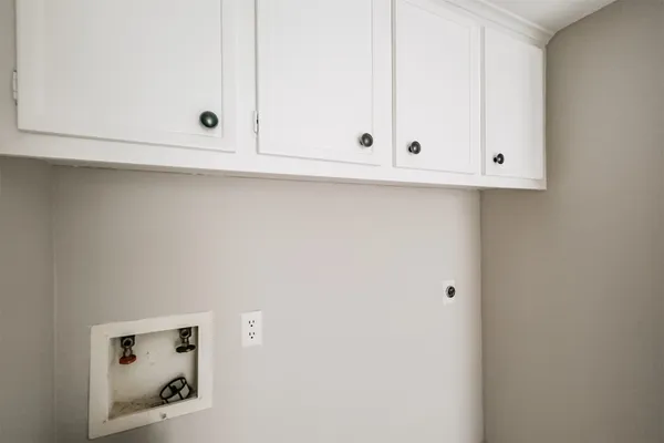 $1,900 | 2 River Creek Way, Sugar Land, TX 77478