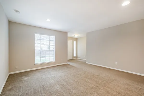 $1,900 | 2 River Creek Way, Sugar Land, TX 77478