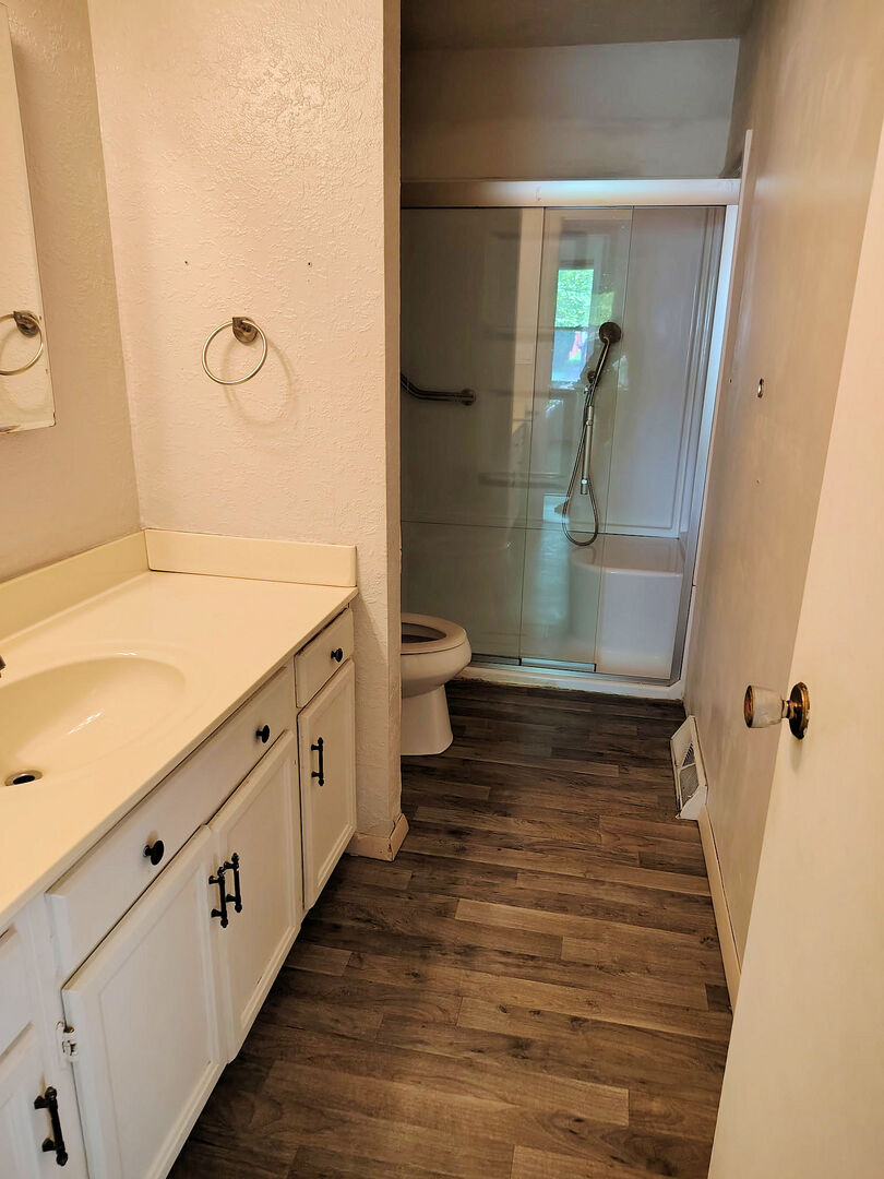 1036 Avenue East Rochelle, IL 61068 - Photo 10 of 12