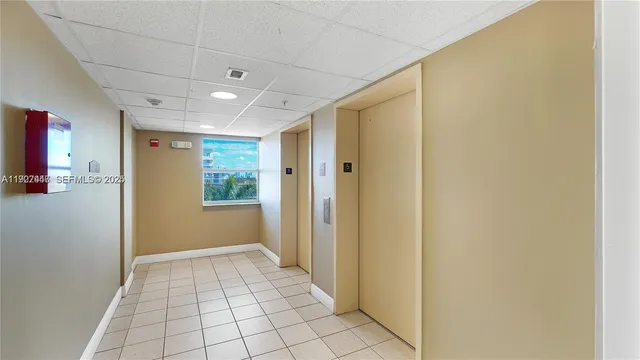 $2,100 | 120 Douglas Road, Unit 505, Miami, FL 33134