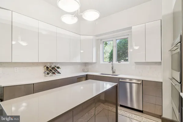 $2,800,000 | 7200 Connecticut Avenue, Chevy Chase, MD 20815