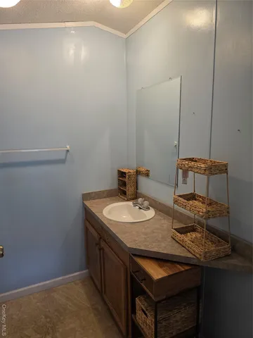 $2,750 | 8 Greenrose Drive, Marlboro, NY 12542