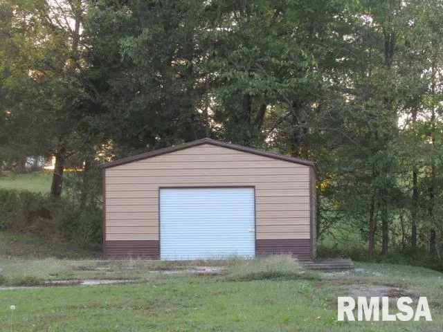 a front view of house with yard