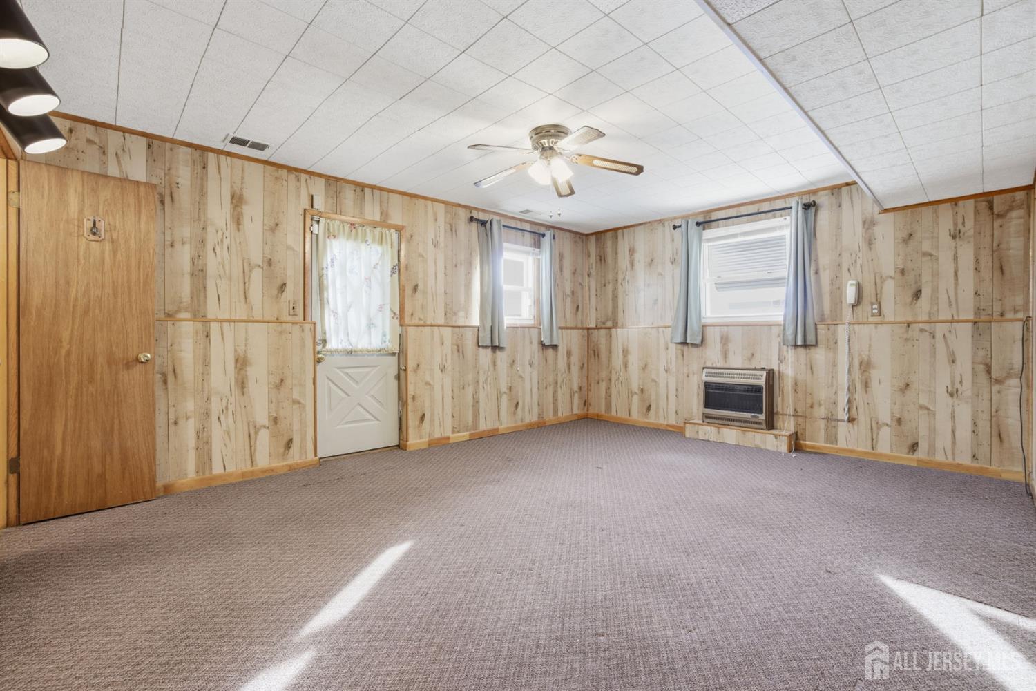 708 Auth Avenue Oakhurst, NJ 07755 - Photo 18 of 26