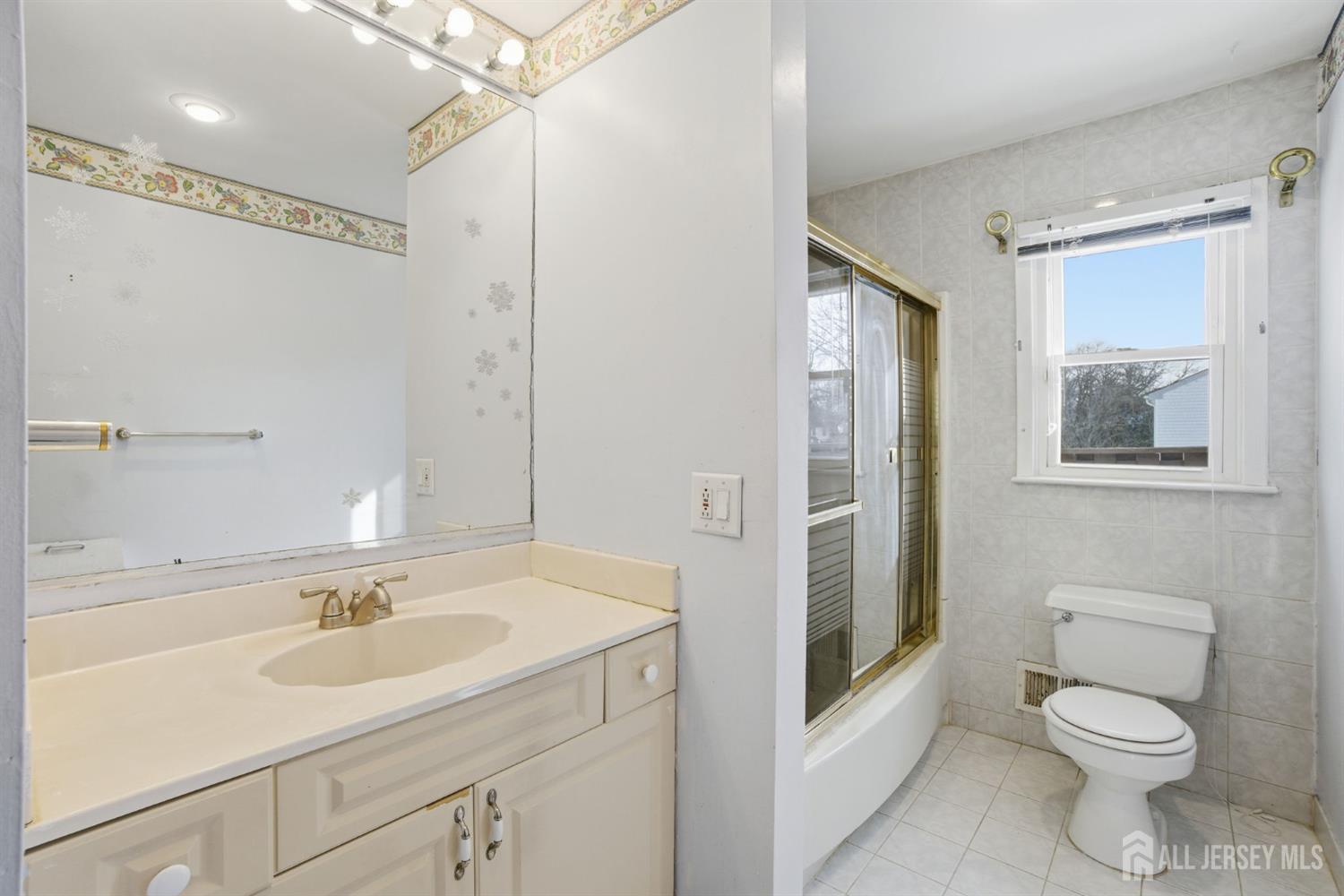 708 Auth Avenue Oakhurst, NJ 07755 - Photo 19 of 26