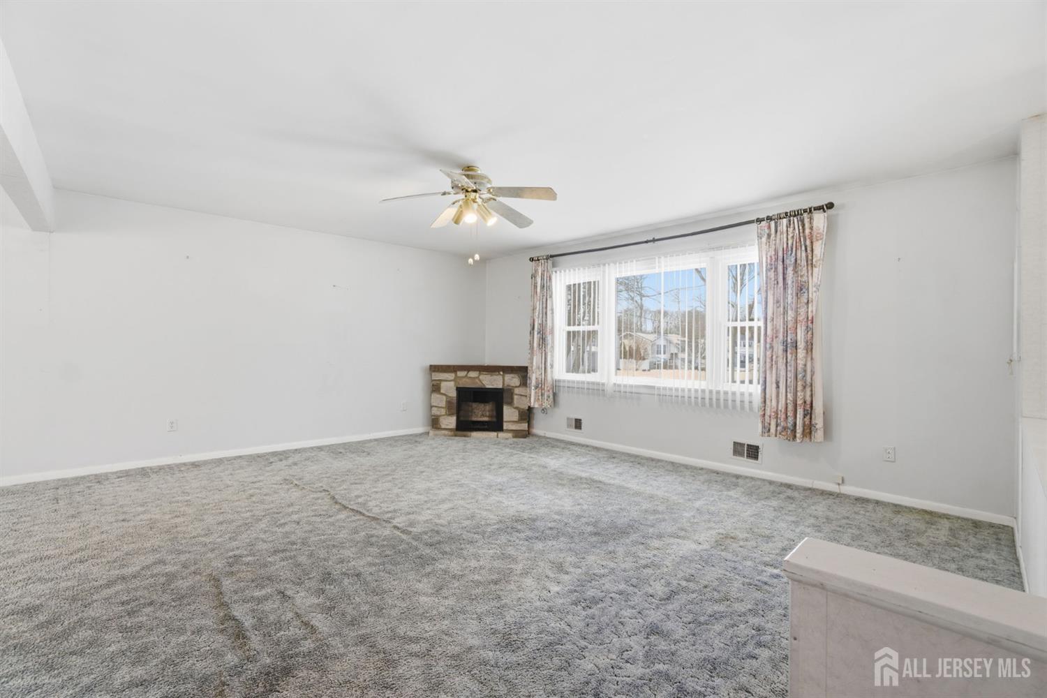 708 Auth Avenue Oakhurst, NJ 07755 - Photo 3 of 26