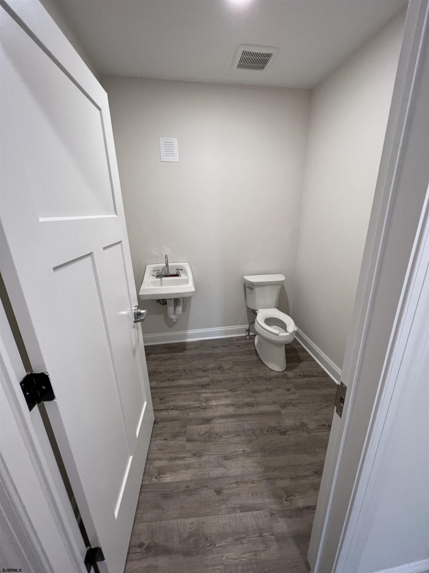 1101 Shore Road Linwood, NJ 08221 - Photo 7 of 15 Gallery Image 7