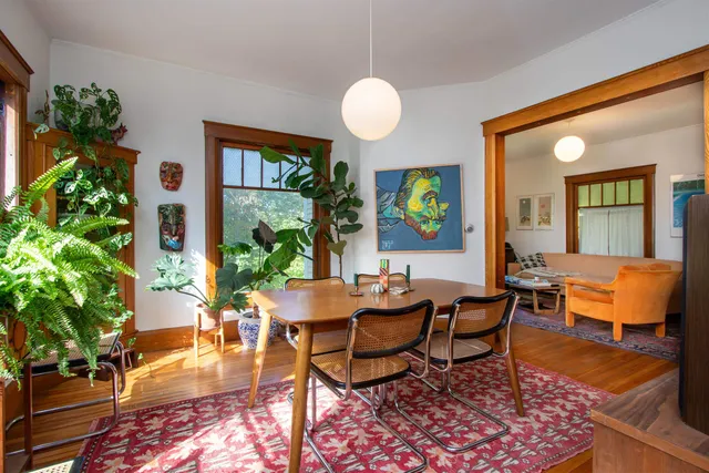 $300,000 | 225 Charles Street, Lyndon, VT 05851