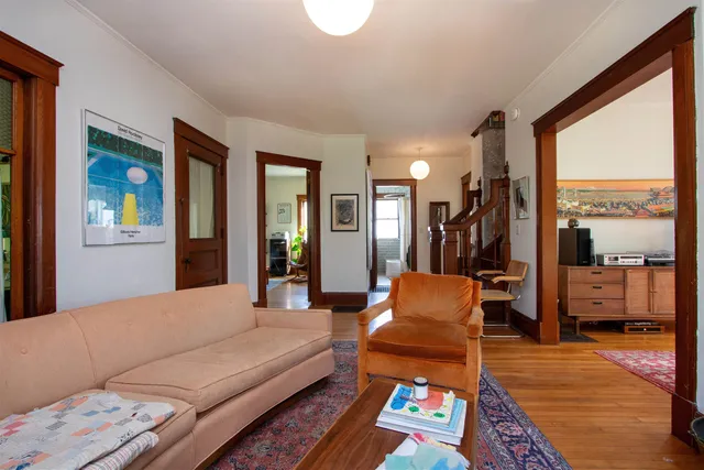 $300,000 | 225 Charles Street, Lyndon, VT 05851