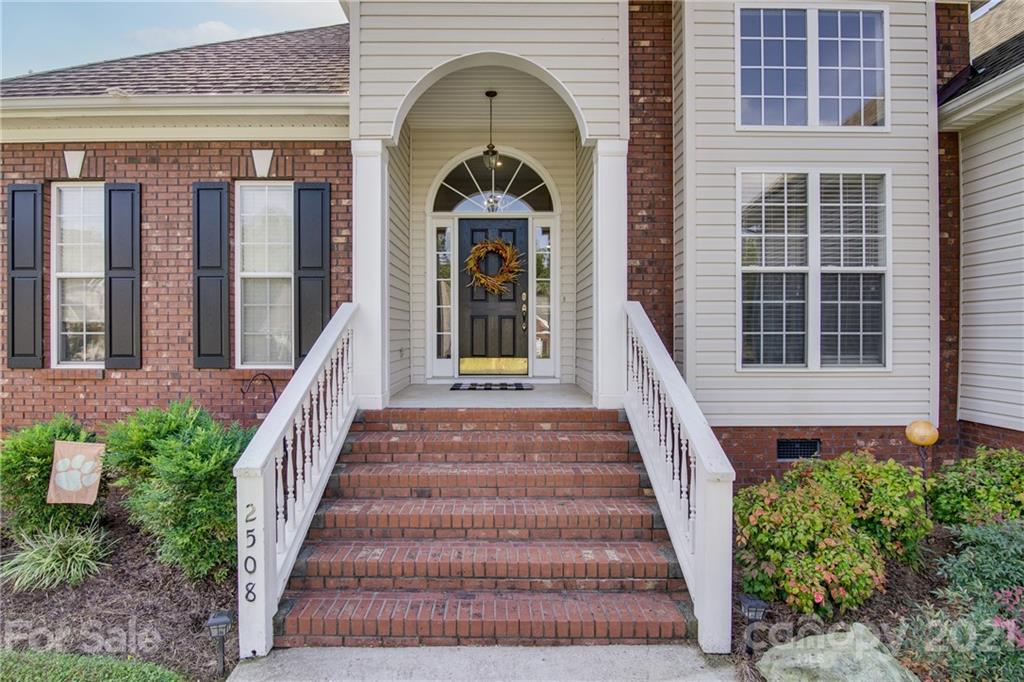 2508 Sandy Ridge Run Rock Hill, SC 29732 - Photo 3 of 41 Gallery Image 3