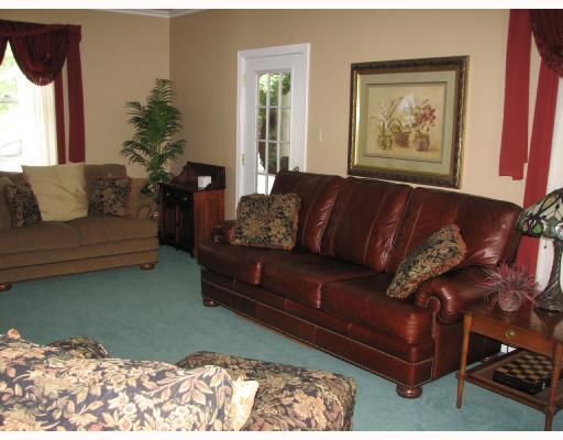 132 Glover Road New Castle, PA 16105 - Photo 4 of 8 Gallery Image 4