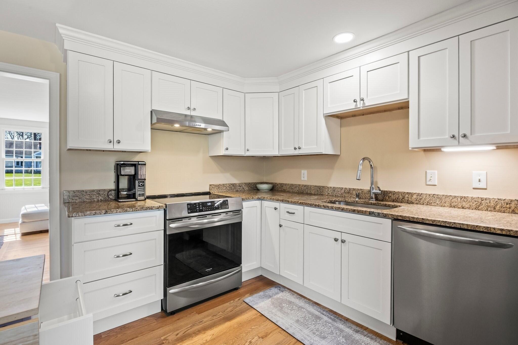 22 Merideth Way Centerville, MA 02632 - Photo 12 of 28 12