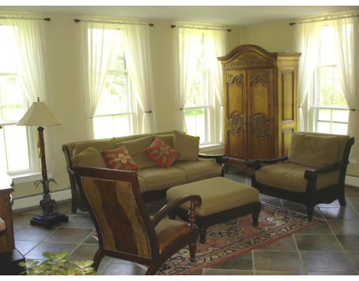 27 True Road, Unit 2 Salisbury, MA 01952 - Photo 2 of 6