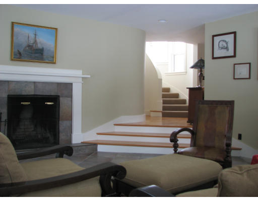 27 True Road, Unit 2 Salisbury, MA 01952 - Photo 3 of 6