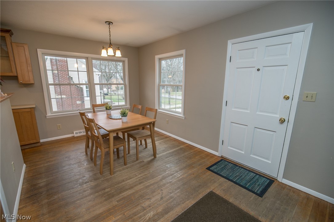 894 Bryce Road Kent, OH 44240 - Photo 5 of 31 Gallery Image 5