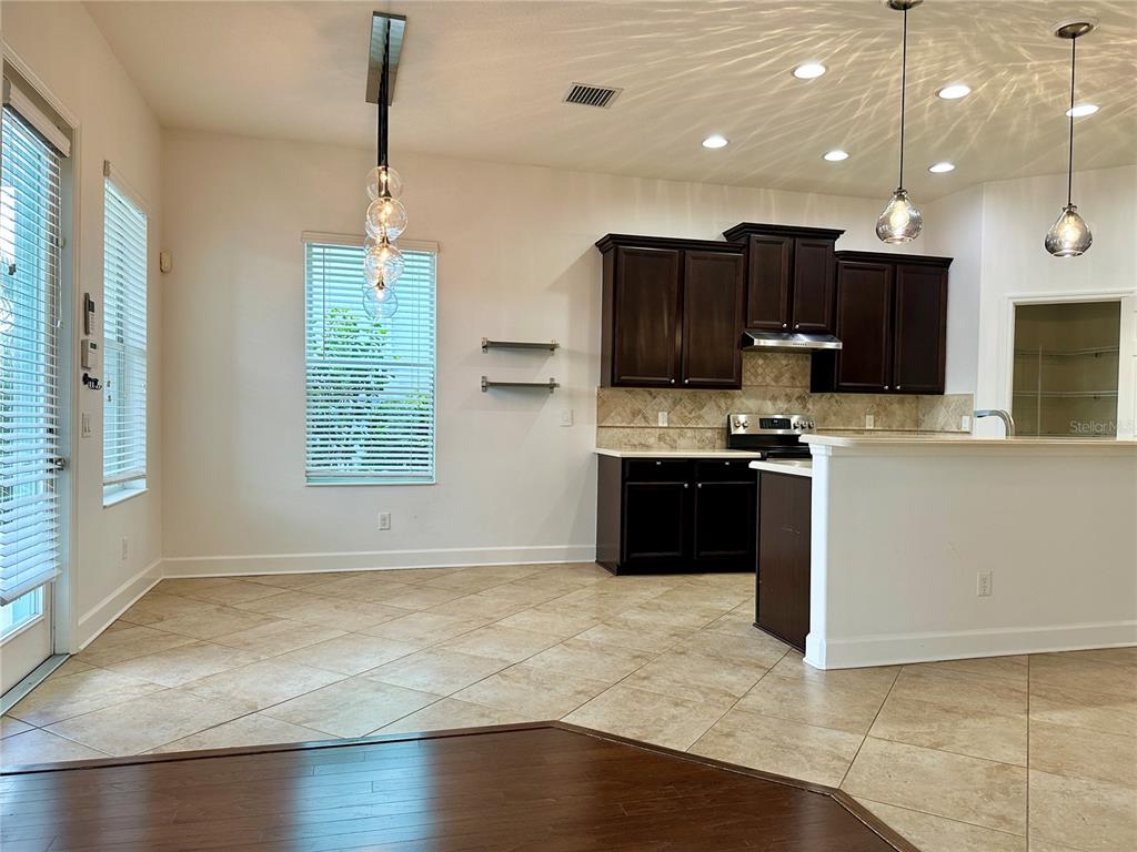 6157 Castleton Hollow Road Riverview, FL 33578 - Photo 11 of 45