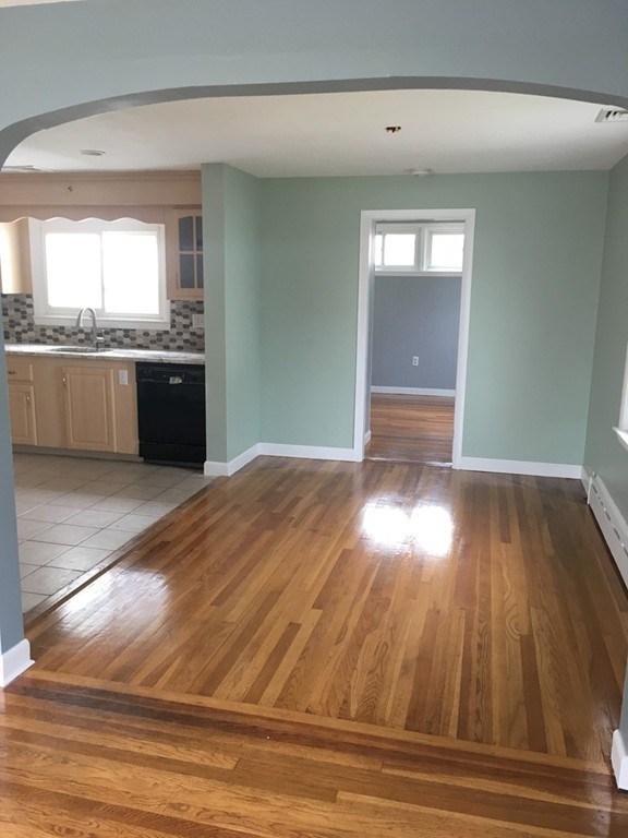 16 Hutton Street Fall River, MA 02720 - Photo 8 of 23 Gallery Image 8
